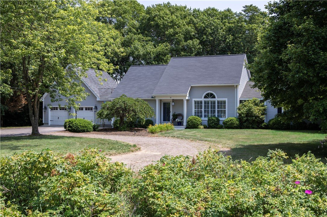 Westerly, Rhode Island, United States 1 - 18349152
