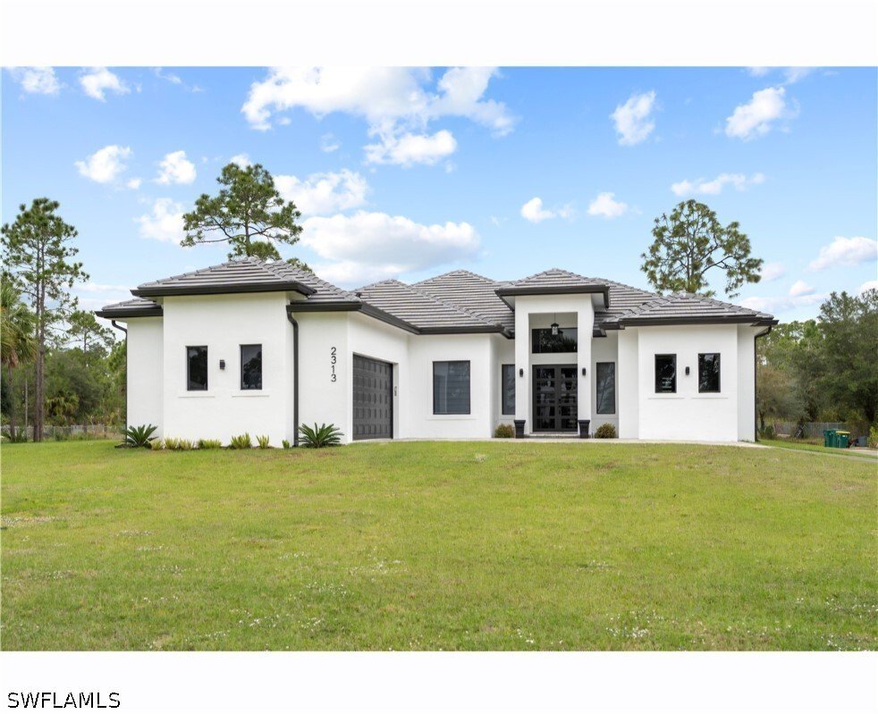 House in Naples, Florida, United States 3 - 18349208