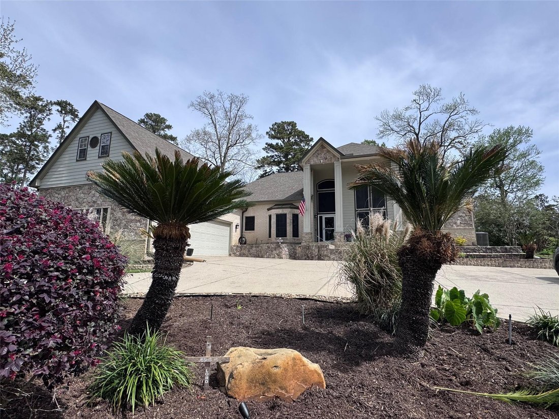 House in Conroe, Texas, United States 2 - 18347157