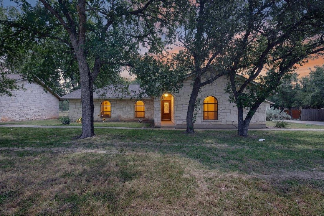 House in Cedar Park, Texas, United States 1 - 18349777