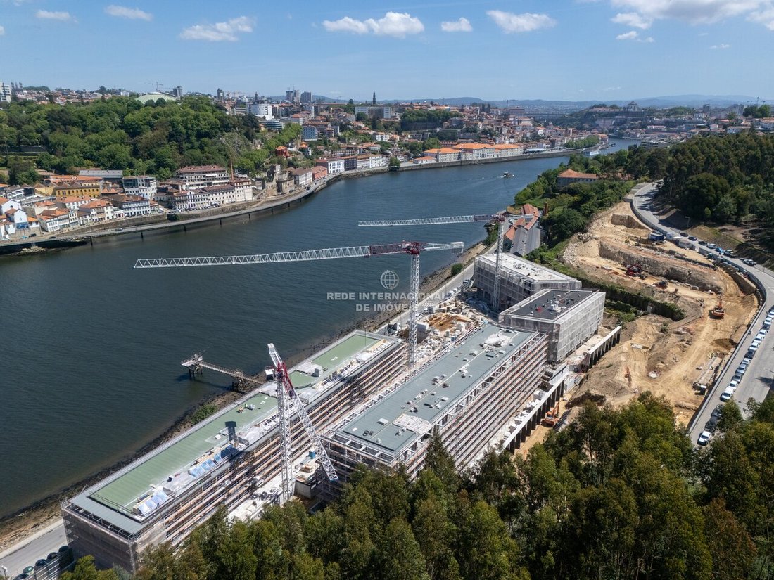 Appartement à Santa Marinha et Sao Pedro da Afurada, District de Porto, Portugal 1 - 18346574