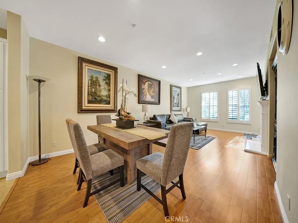 Townhouse in Irvine, California, United States 5 - 18345635