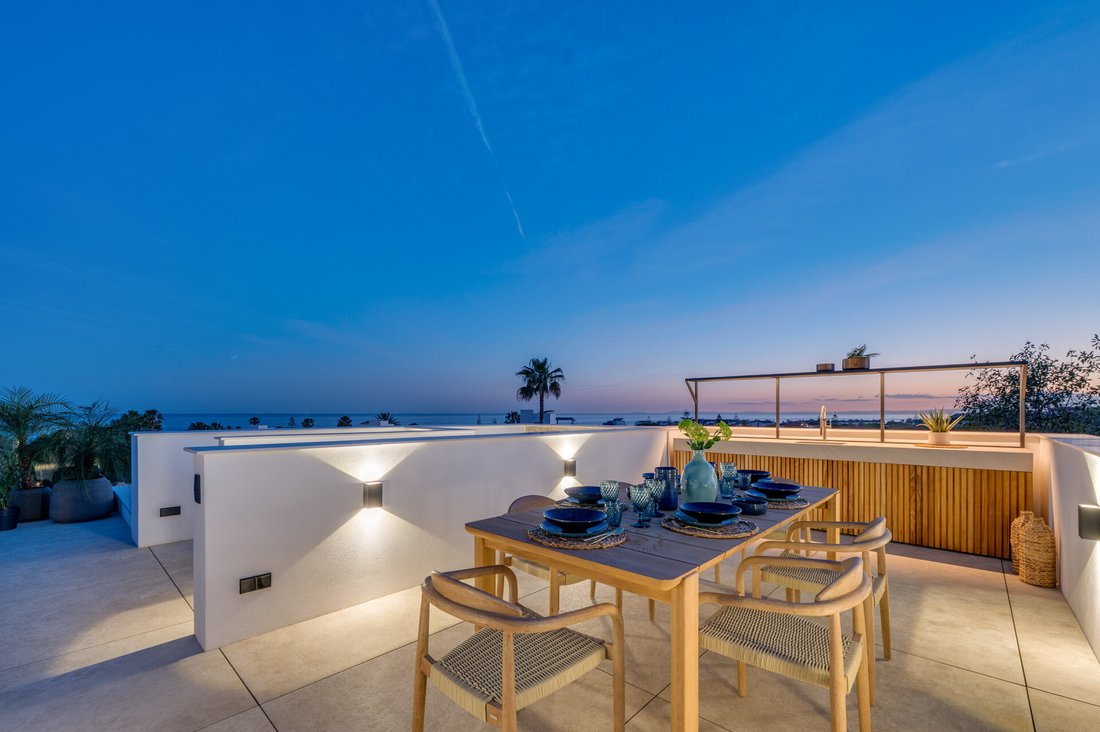 Villa in Elviria-Cabopino, Marbella, Spain 3 - 18238310