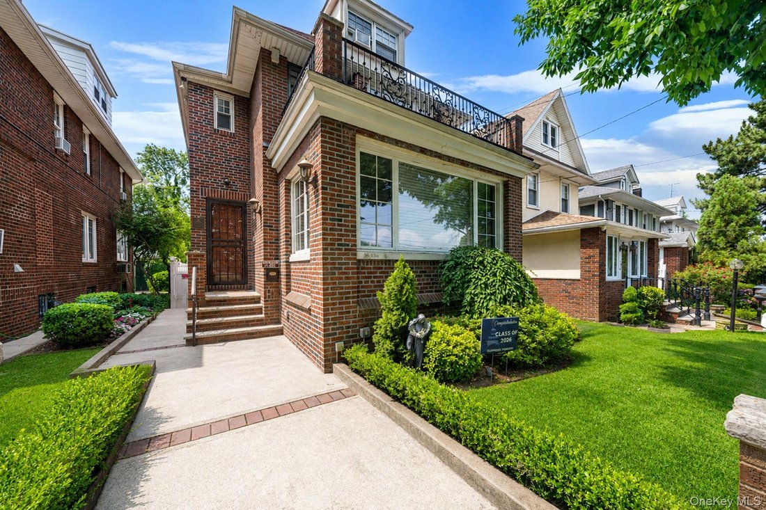 House in New York, New York, United States 4 - 18349316