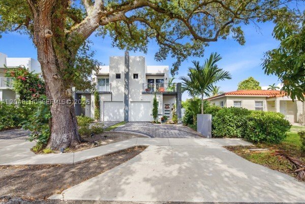 Townhouse in Coral Gables, Florida, United States 1 - 18349748