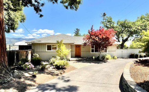 House in Talent, Oregon, United States 1