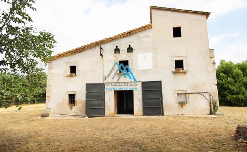 Country House in Llagostera, Catalonia, Spain 1