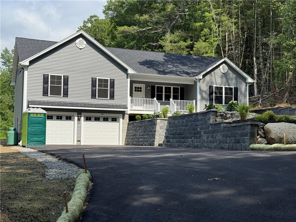 House in Coventry, Rhode Island, United States 2 - 18244765
