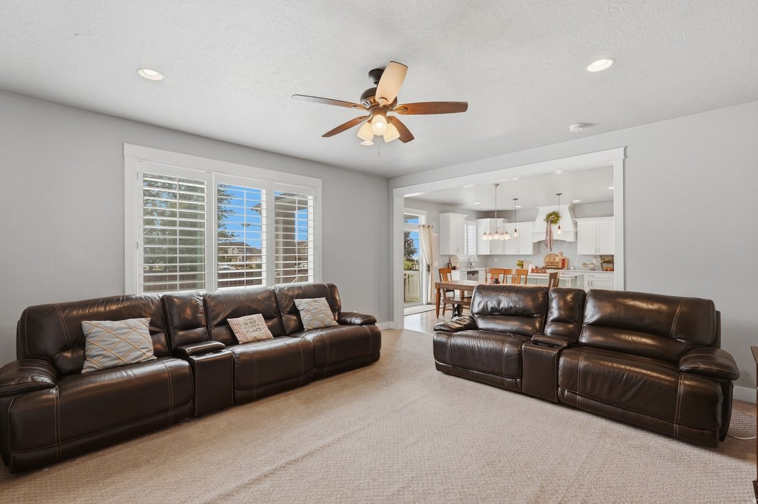 House in Layton, Utah, United States 4 - 18349298