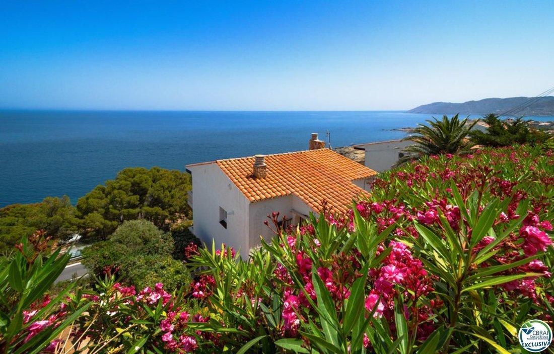 Villa en Llanca, Cataluña, España 2 - 18342725