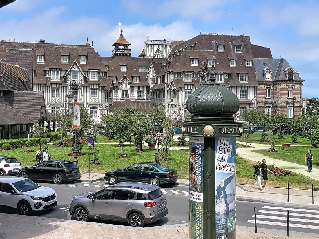 Apartment in Deauville, Normandy, France 1 - 18349842