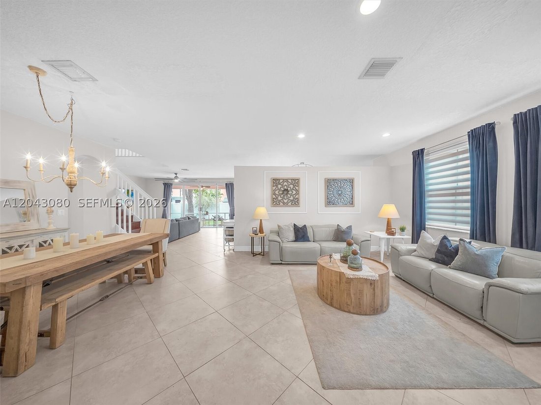 House in Miramar, Florida, United States 4 - 18342612