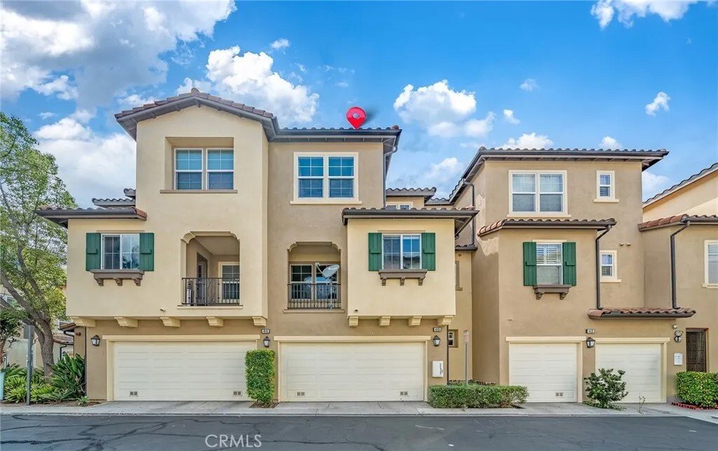 Condo in Irvine, California, United States 1 - 18342450