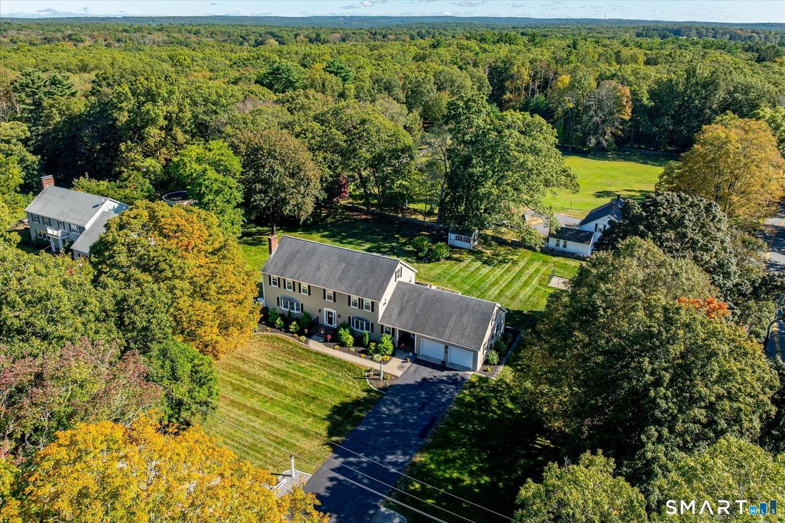House in Thompson, Connecticut, United States 3 - 17673792