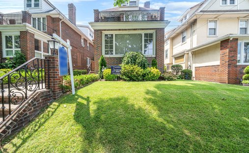 House in New York, New York, United States 1
