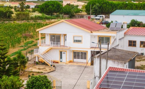 Villa in Miragaia, Lisbon, Portugal 1
