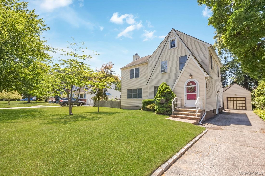 House in West Hempstead, New York, United States 5 - 18349035
