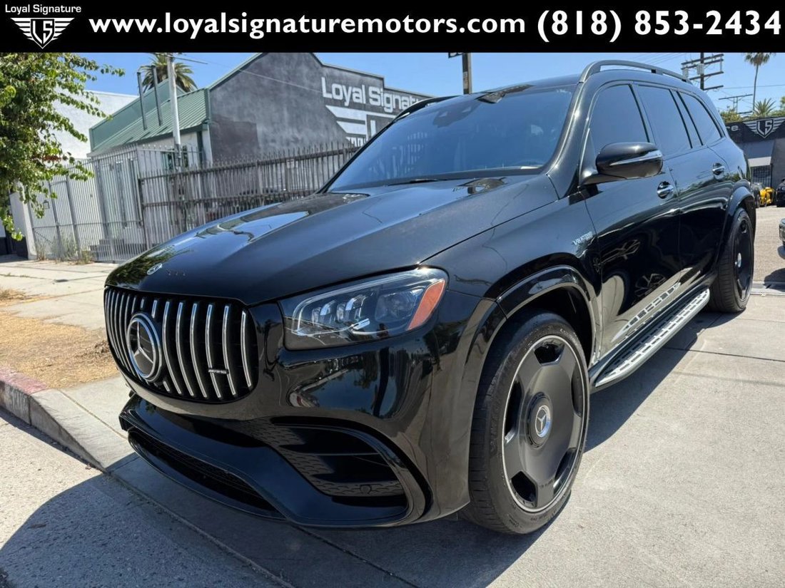 Suv in Van Nuys, CA, United States 3 - 18344726
