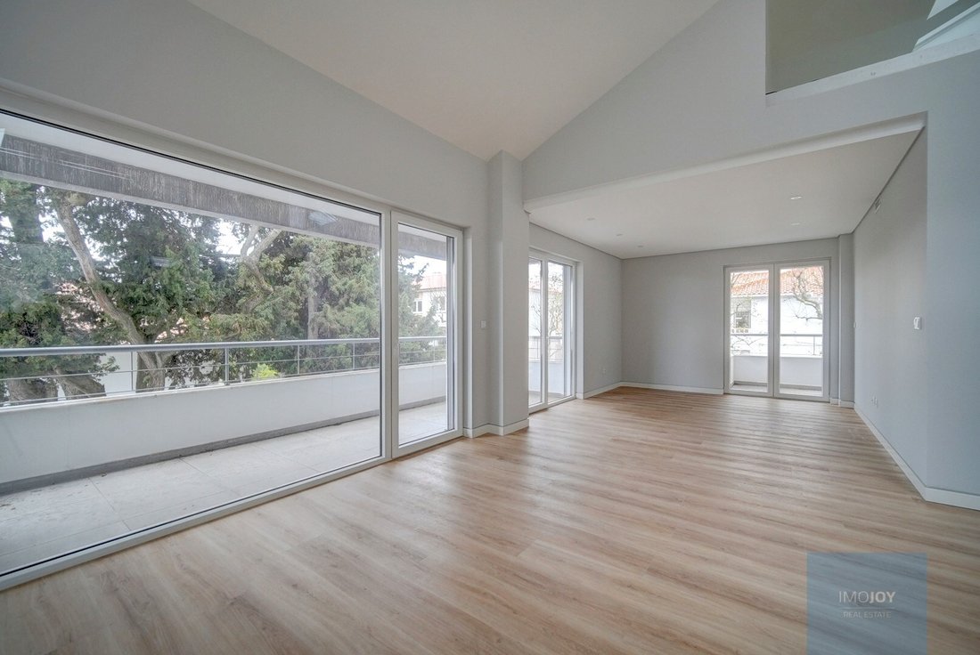 Apartment in Carcavelos e Parede, Lisbon, Portugal 1 - 18342950