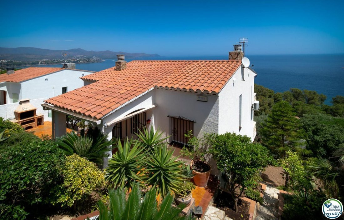 Villa en Llanca, Cataluña, España 1 - 18342725