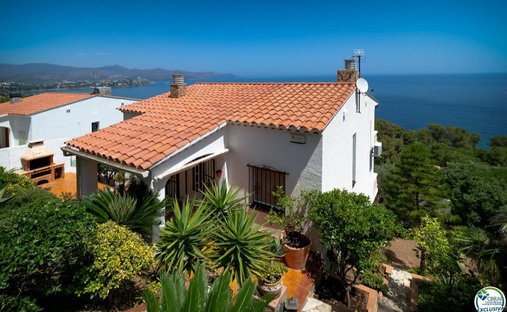 Villa in Llanca, Catalonia, Spain 1