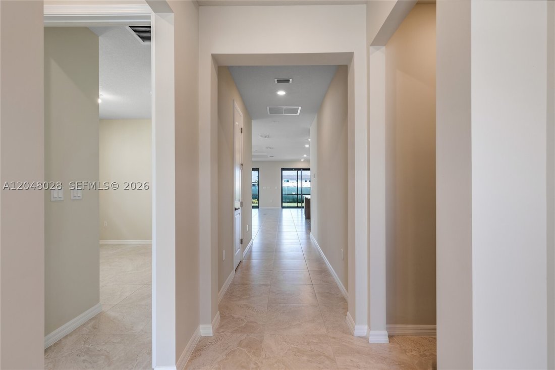 House in Fort Lauderdale, Florida, United States 4 - 18344019