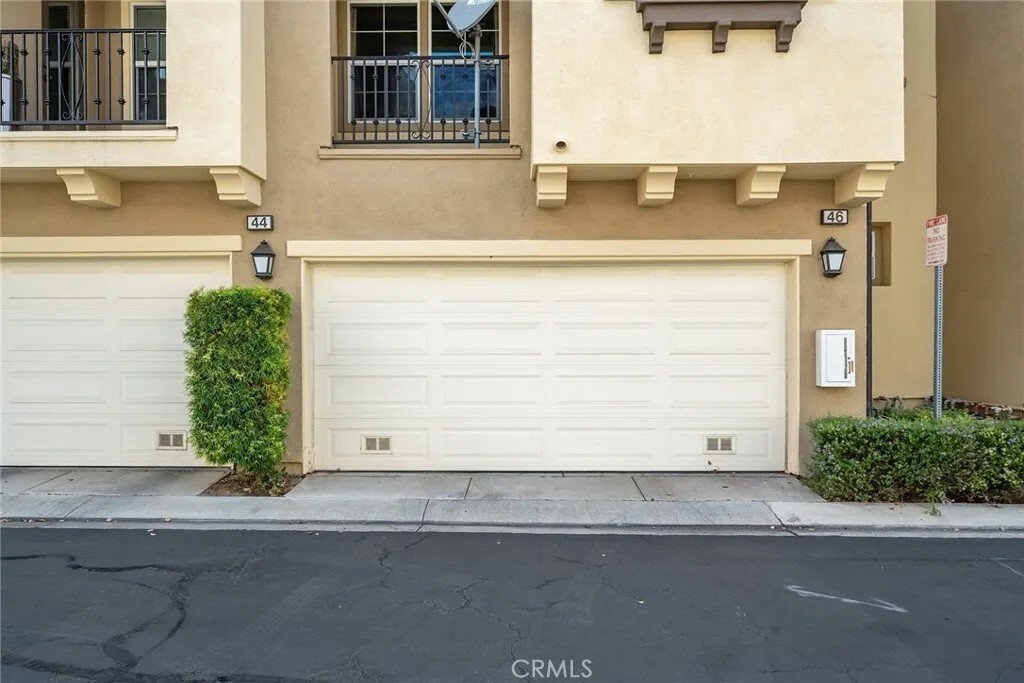 Condo in Irvine, California, United States 2 - 18342450