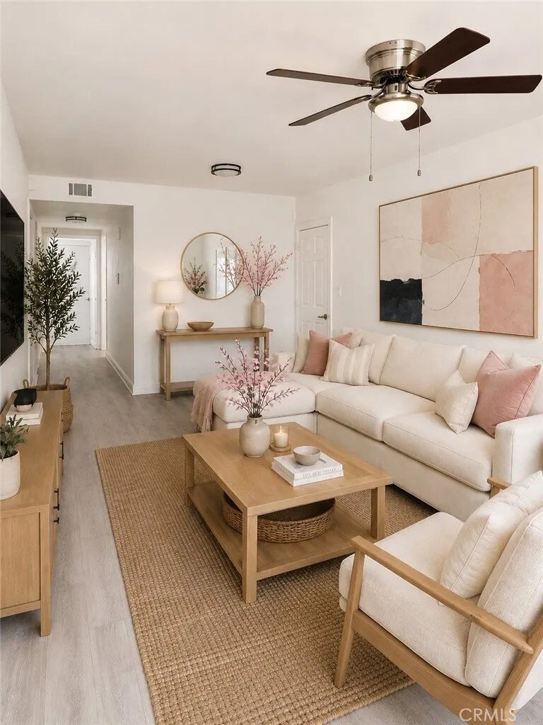 Los Angeles, California, United States 3 - 18345621