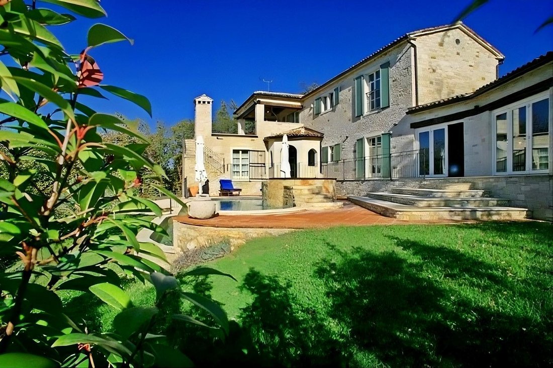 Villa in Sveti Lovrec Pazenaticki, Istria County, Croatia 4 - 18347395