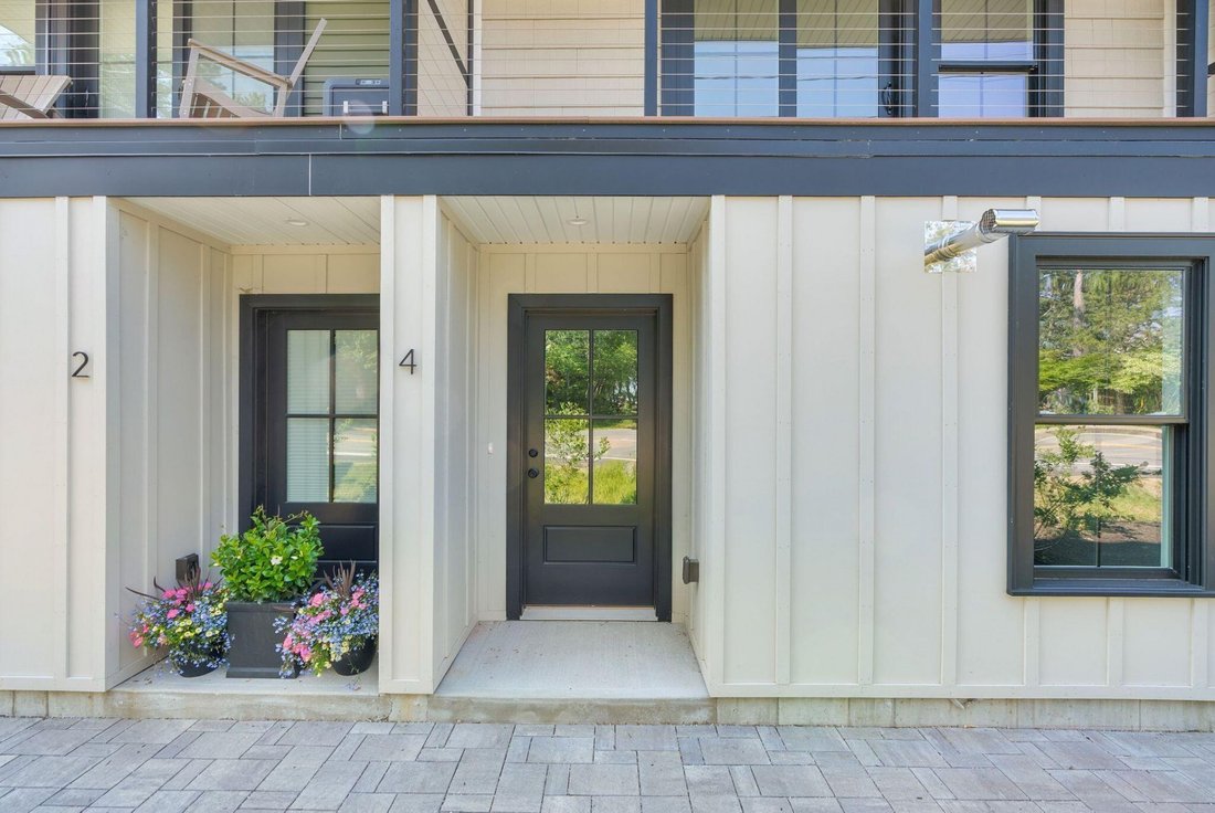 Condo in Old Orchard Beach, Maine, United States 3 - 18348822
