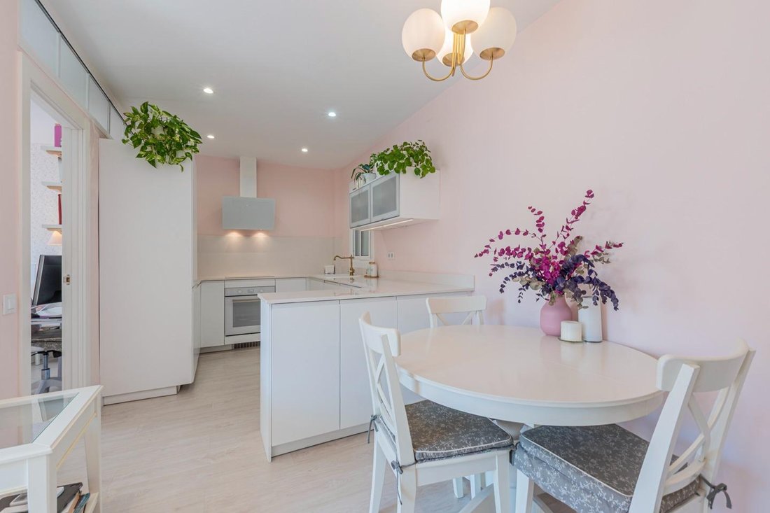 Apartment in Eixample, Barcelona, Spain 4 - 18342422