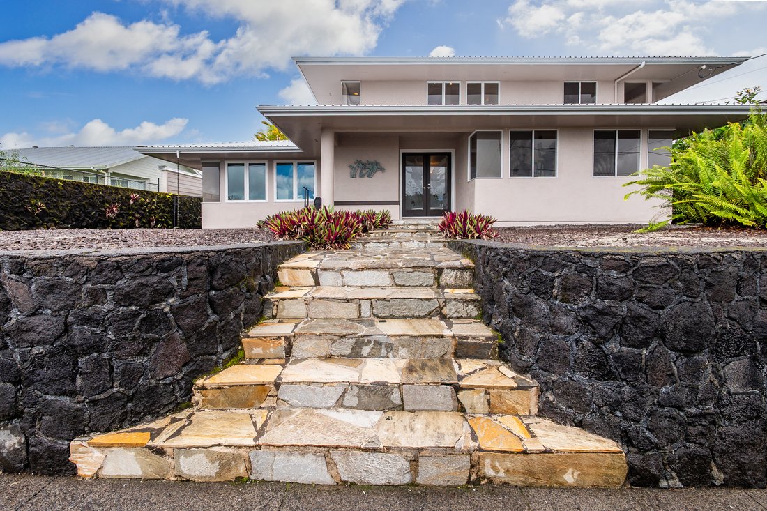 House in Hilo, Hawaii, United States 4 - 18345371