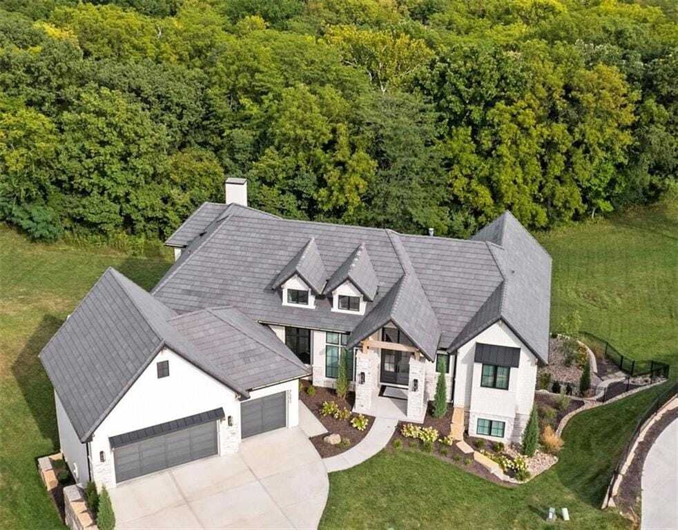 House in Parkville, Missouri, United States 3 - 18346079