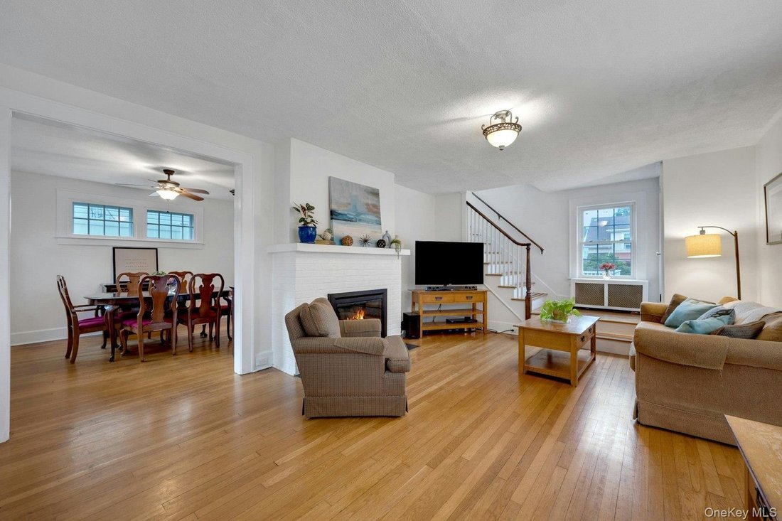 House in White Plains, New York, United States 4 - 18269241