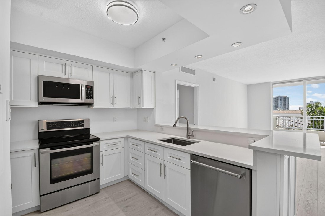 Condo in West Palm Beach, Florida, United States 1 - 18346477