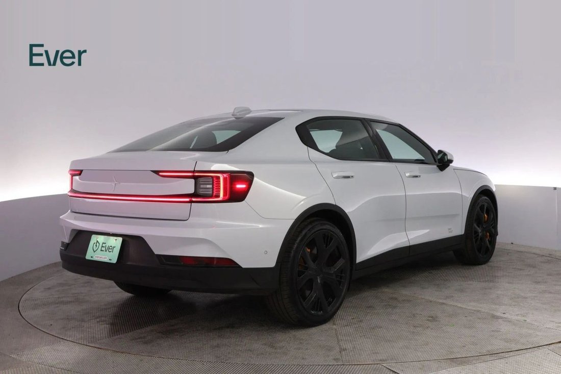 Coupe in San Francisco, CA, United States 3 - 17856696