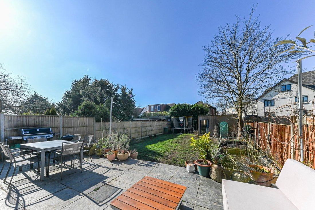 Casa a Brondesbury Park, Brent, Inghilterra 2 - 18345357