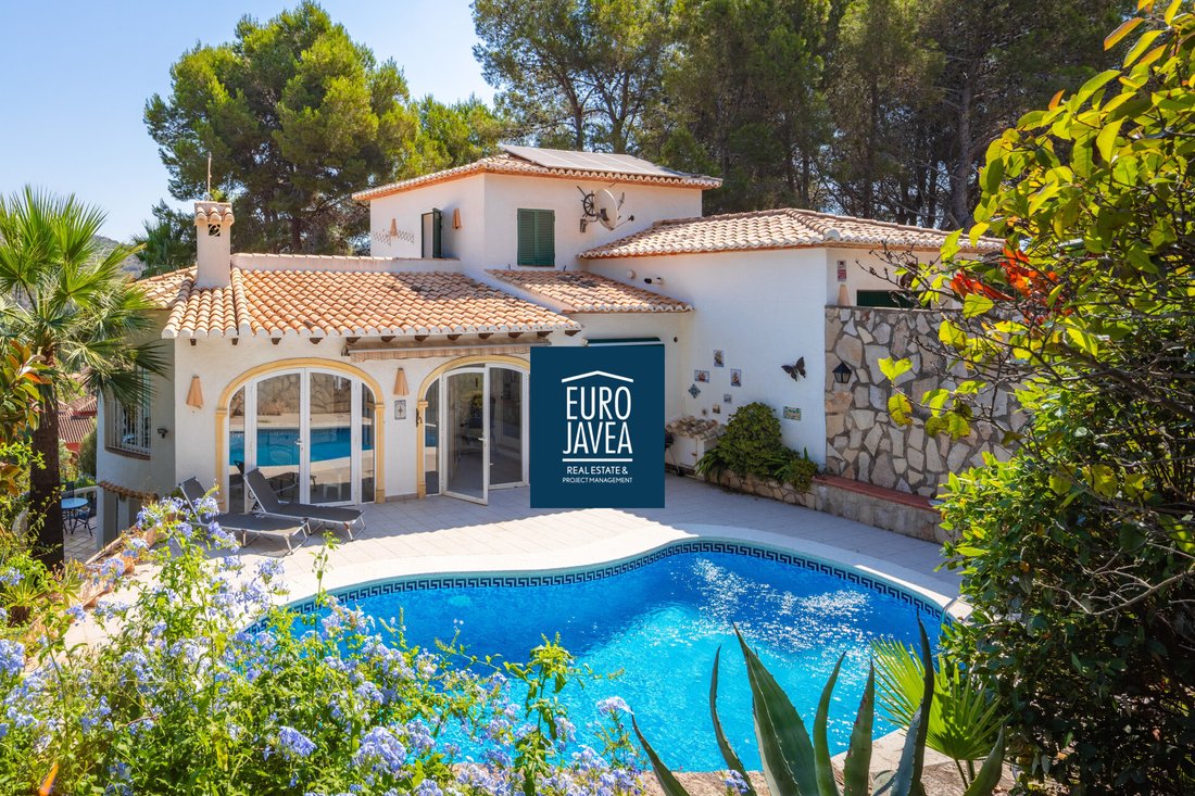 Villa in Pedreguer, Valencian Community, Spain 1 - 18346459