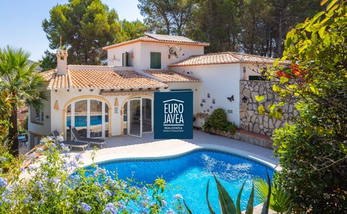 Villa in Pedreguer, Valencian Community, Spain 1