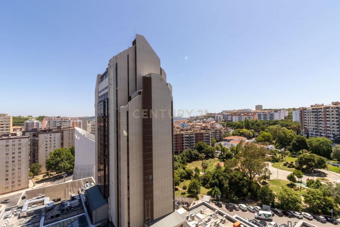 Apartment in Alges, Lisbon, Portugal 3 - 18344440
