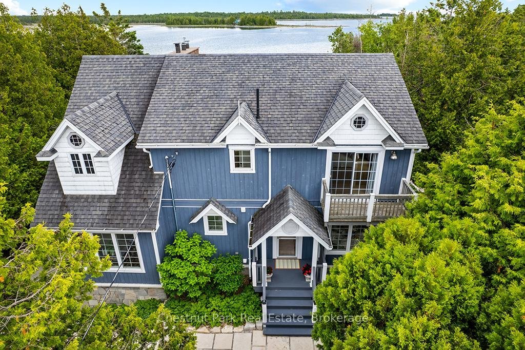 House in Miller Lake, Ontario, Canada 1 - 18343027