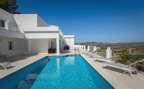 Villa en Santa Eulalia del Río, Islas Baleares, España 1