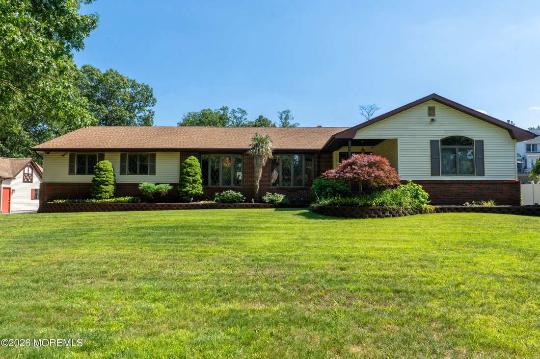 House in Toms River, New Jersey, United States 3 - 18345327