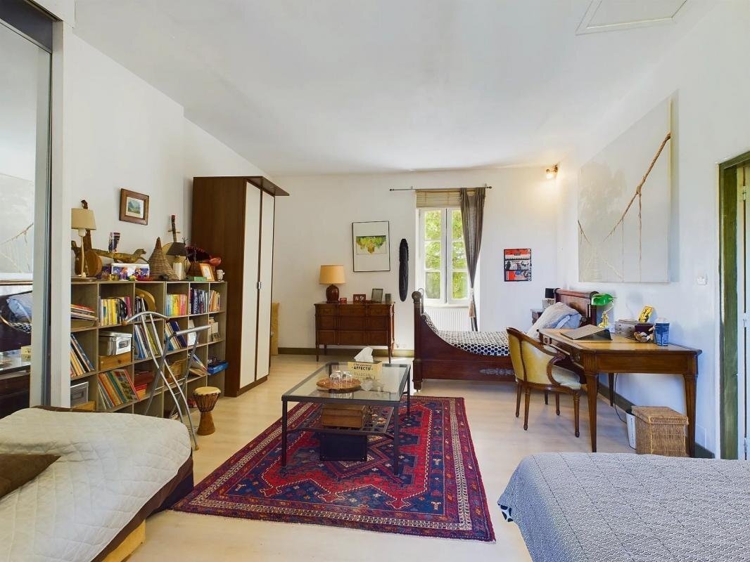 Villa in Pineuilh, Nouvelle-Aquitaine, France 2 - 18344559