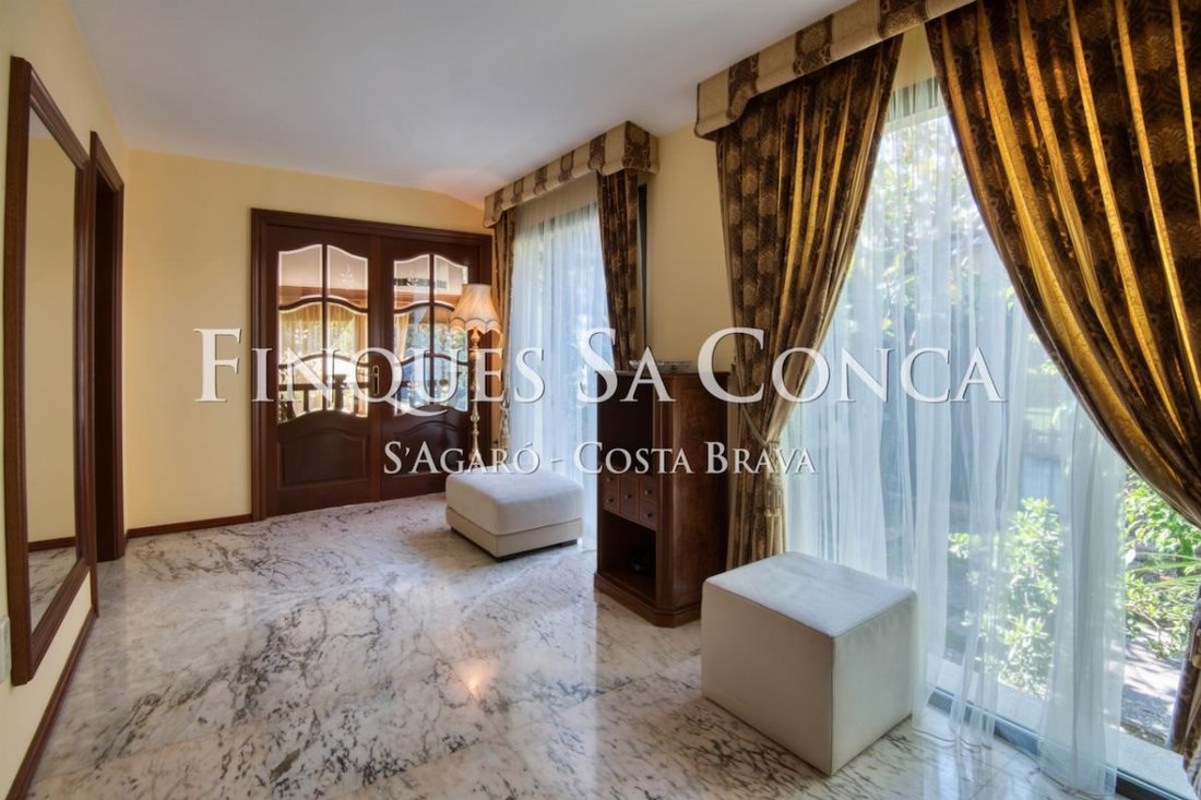 Chalet in s'Agaro, Platja d'Aro, Catalonia 3 - 15210733