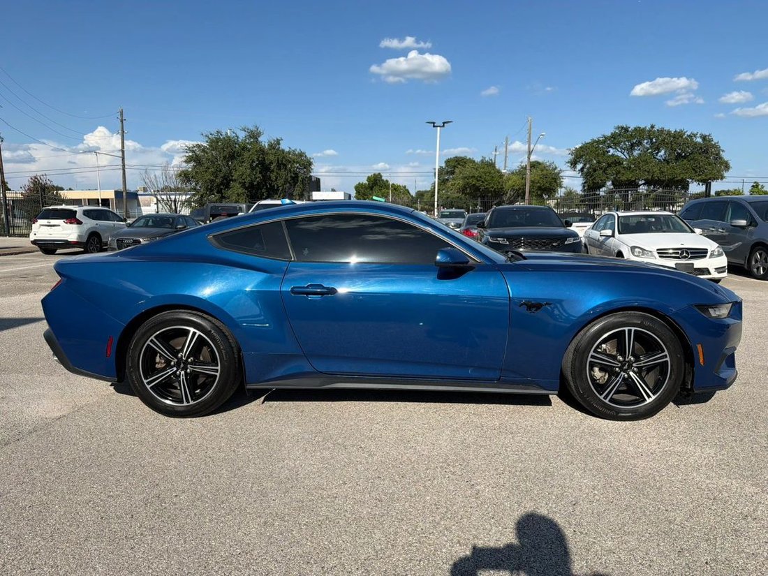 Coupe in Dallas, TX, United States 4 - 18344667
