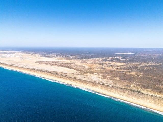 Land in Melitón Albáñez Domínguez, Baja California Sur, Mexico 1 - 18343371
