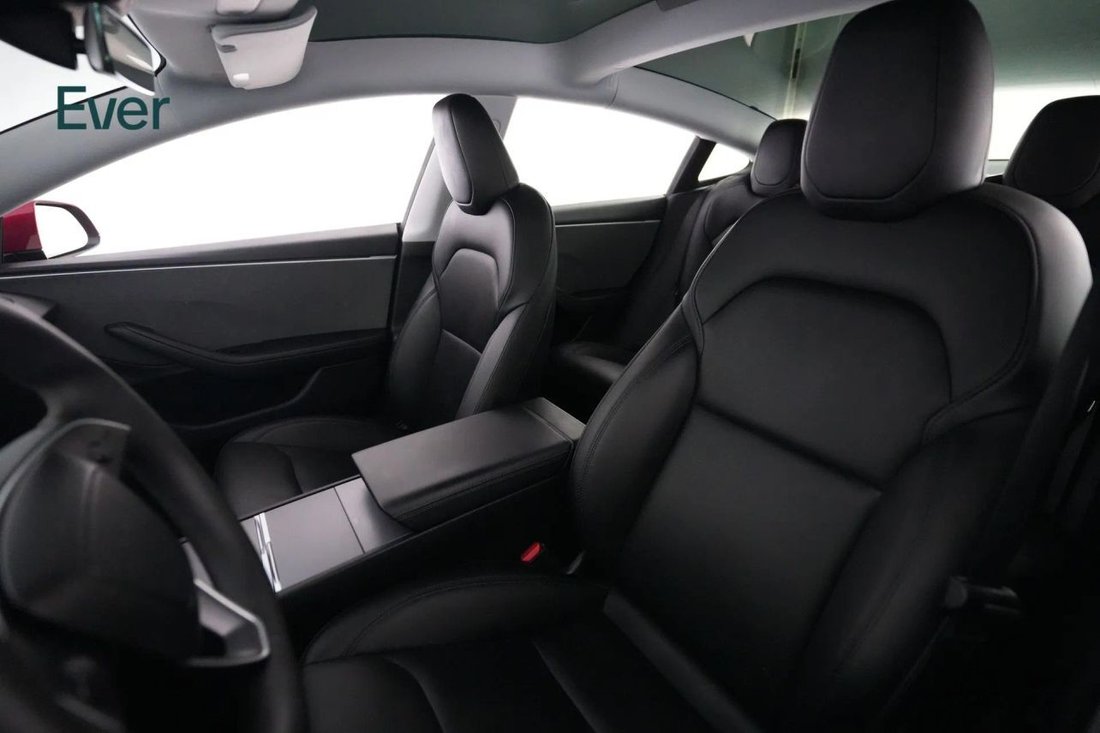 Sedan in San Francisco, CA, United States 4 - 18275793