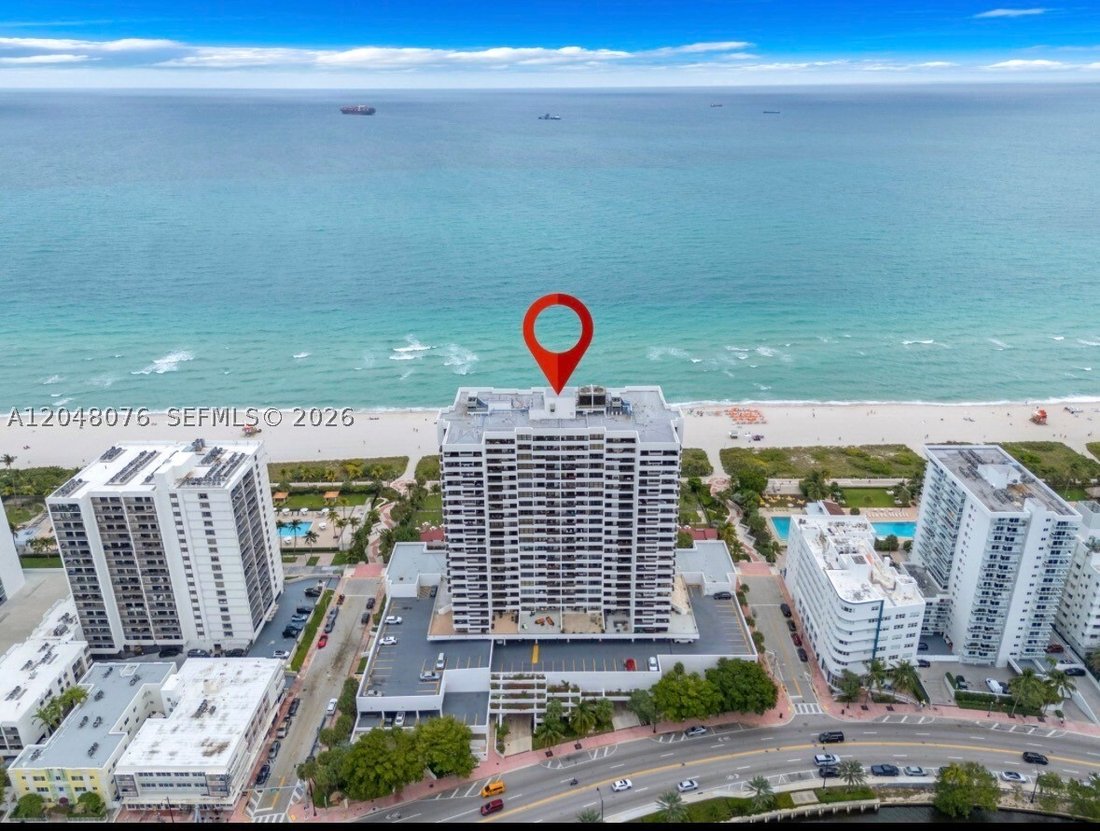 Condo in Miami Beach, Florida, United States 1 - 18345449