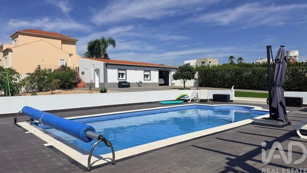 Townhouse in Quelfes, Algarve, Portugal 4 - 18346836
